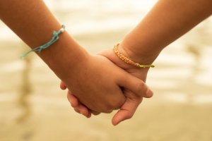 Cuidador de Crianças no Abrigo